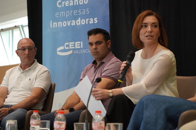 Jos Miguel Vendrell y Ximo Alonso en la mesa redonda 'Innovacin y transformacin empresarial' IV