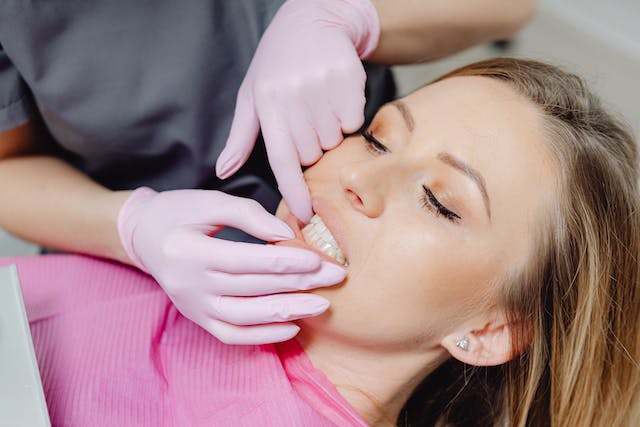 �Cu�les son los tratamientos de cosmetolog�a dental m�s comunes?