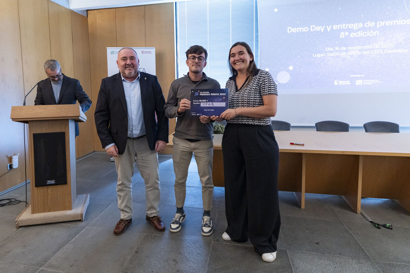 Your Friends Are Boring, startup premiada en �rbita 2025