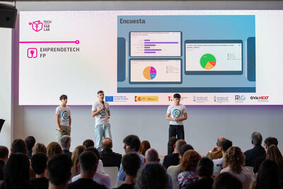 Fotogaler�a Demoday auton�mico Emprendetech FP (52)