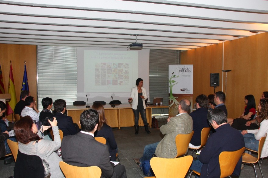 Presentaci�n de la empresa El laboratorio imaginario por M� Jos� Agost