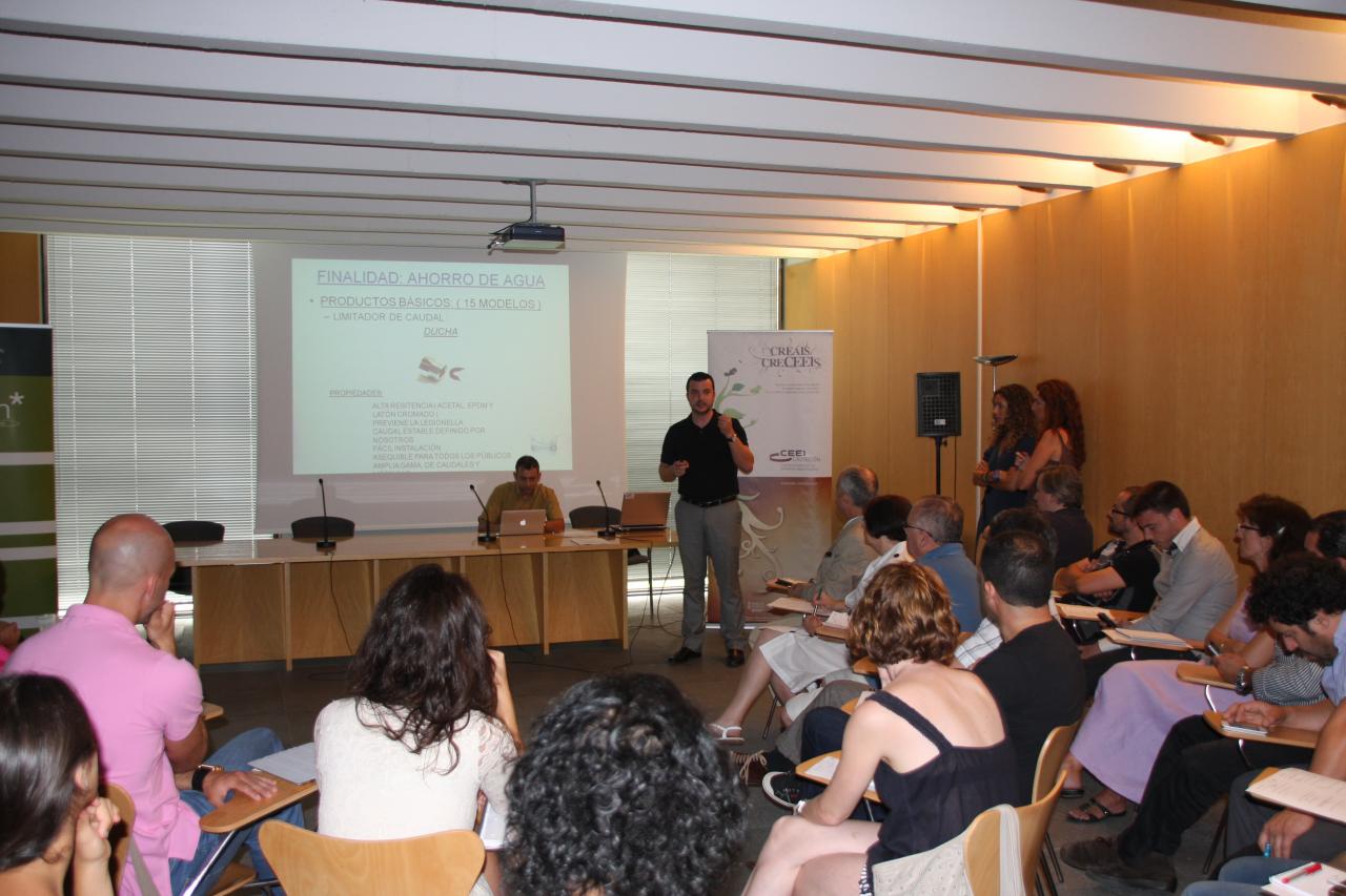 Desayuno innovaci�n 27-07-2012