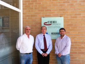 Jos� Ll�cer Gandia, Jes�s Casanova, y Vicente G�mez Fuentes