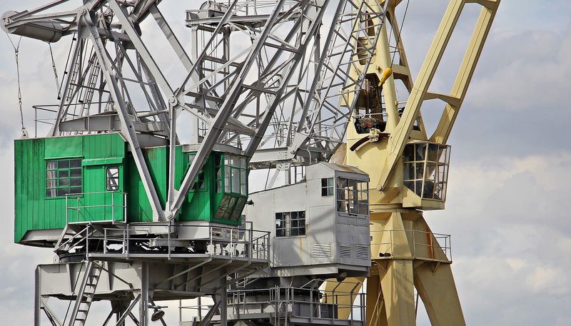 empresa gruas valencia