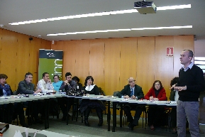 Desayuno de innovaci�n CEEI Castell�n 10/03/2011, Jonathan Secarella Networking y creatividad como factor estrat�gico en tiempos de crisis